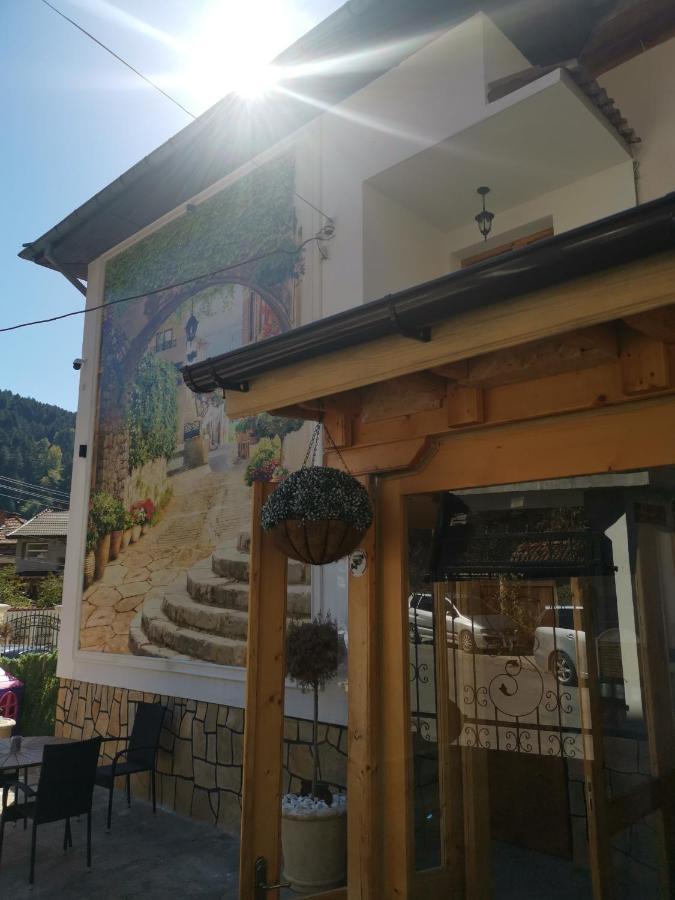 Къща Томови,стаи за гости Девин Экстерьер фото